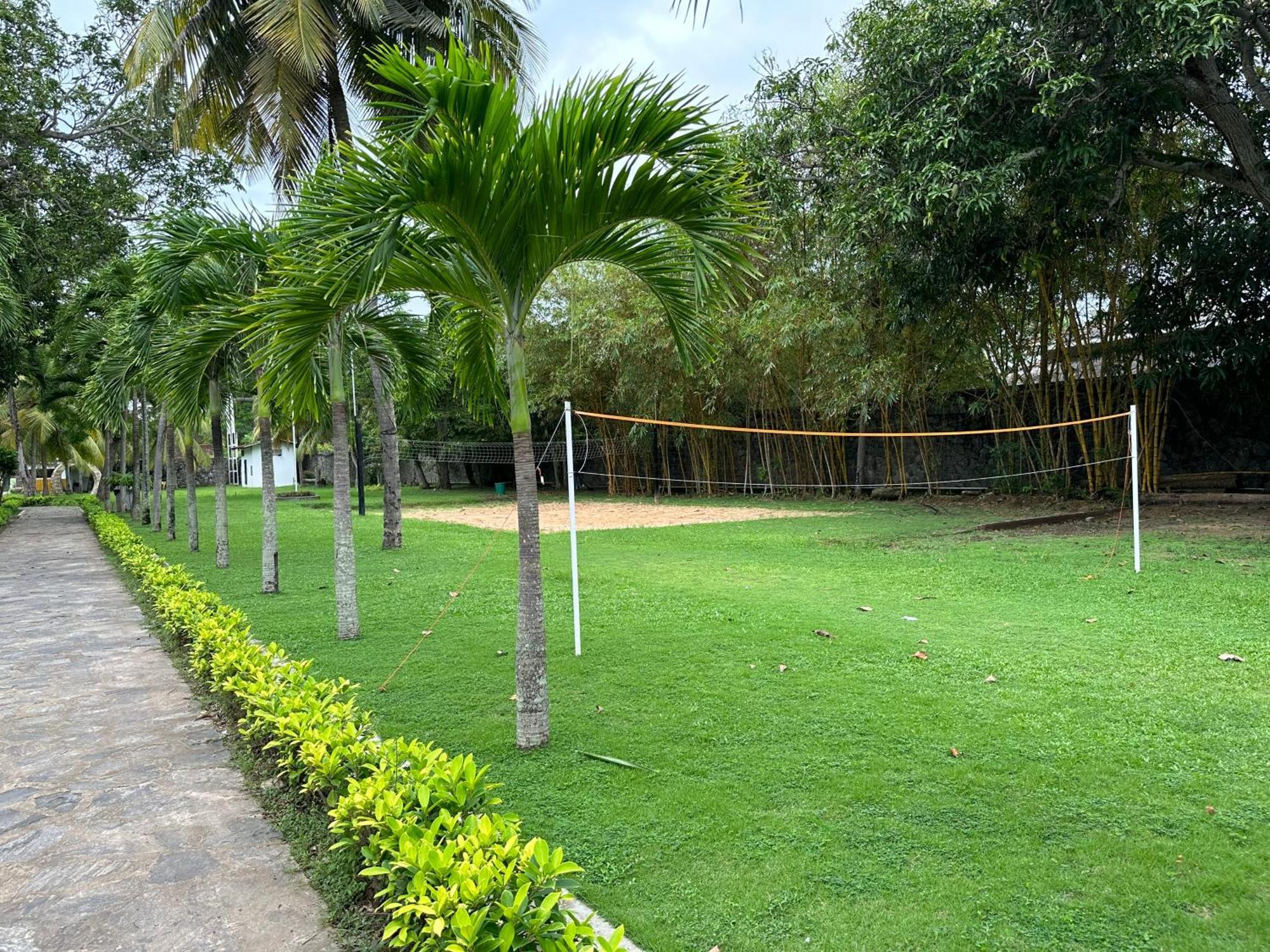 Amaluna Resorts Negombo Exterior foto