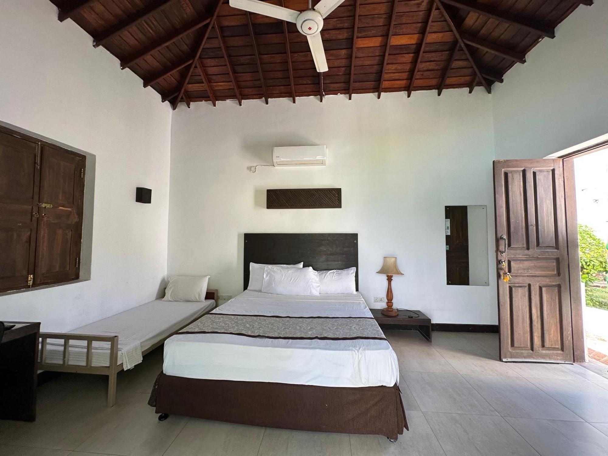 Amaluna Resorts Negombo Exterior foto